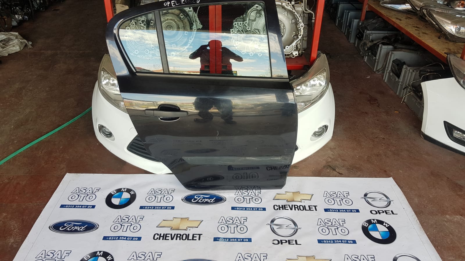 Opel Corsa D Çıkma Sağ Arka Kapı Opel Corsa D Çıkma Sağ Arka Kapı